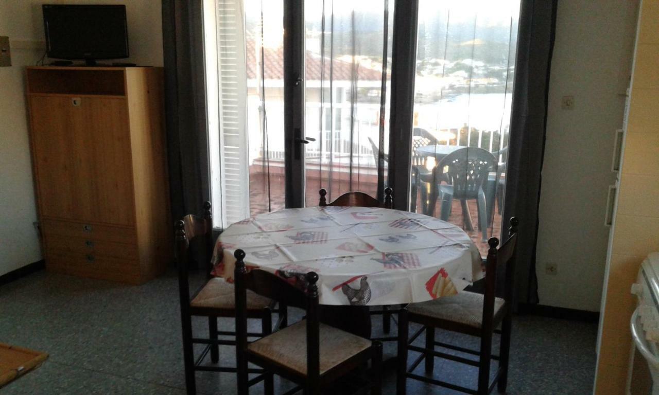 Espectaculares Vistas Al Mar Atico Y Apart 3 Habitaciones Llança Eksteriør bilde